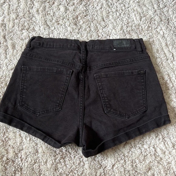 Black jean shorts - Picture 2 of 2